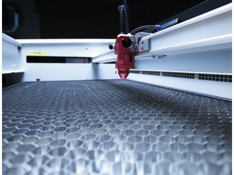 Colméia Maquina á Laser em Goiânia